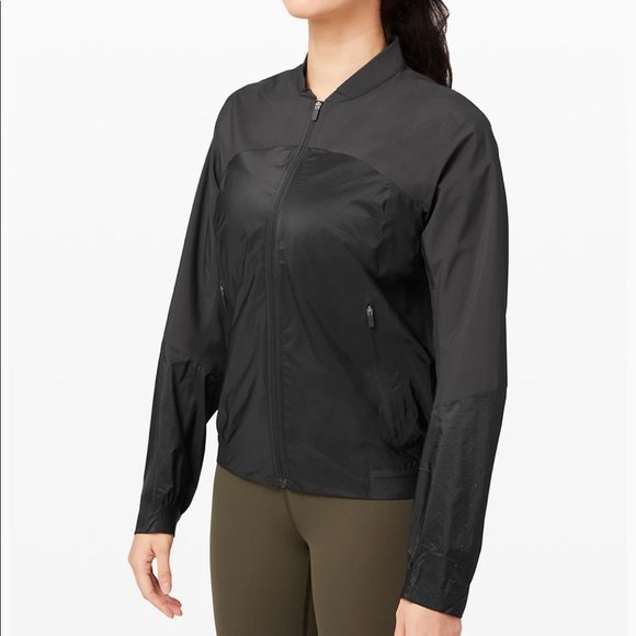 lululemon athletica Jackets & Blazers - Lululemon Black Run On Waterproof Jacket